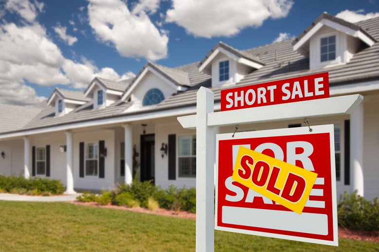 Real Estate 101: What Is a “Short Sale” And How Does It Work? Let’s Take a Look